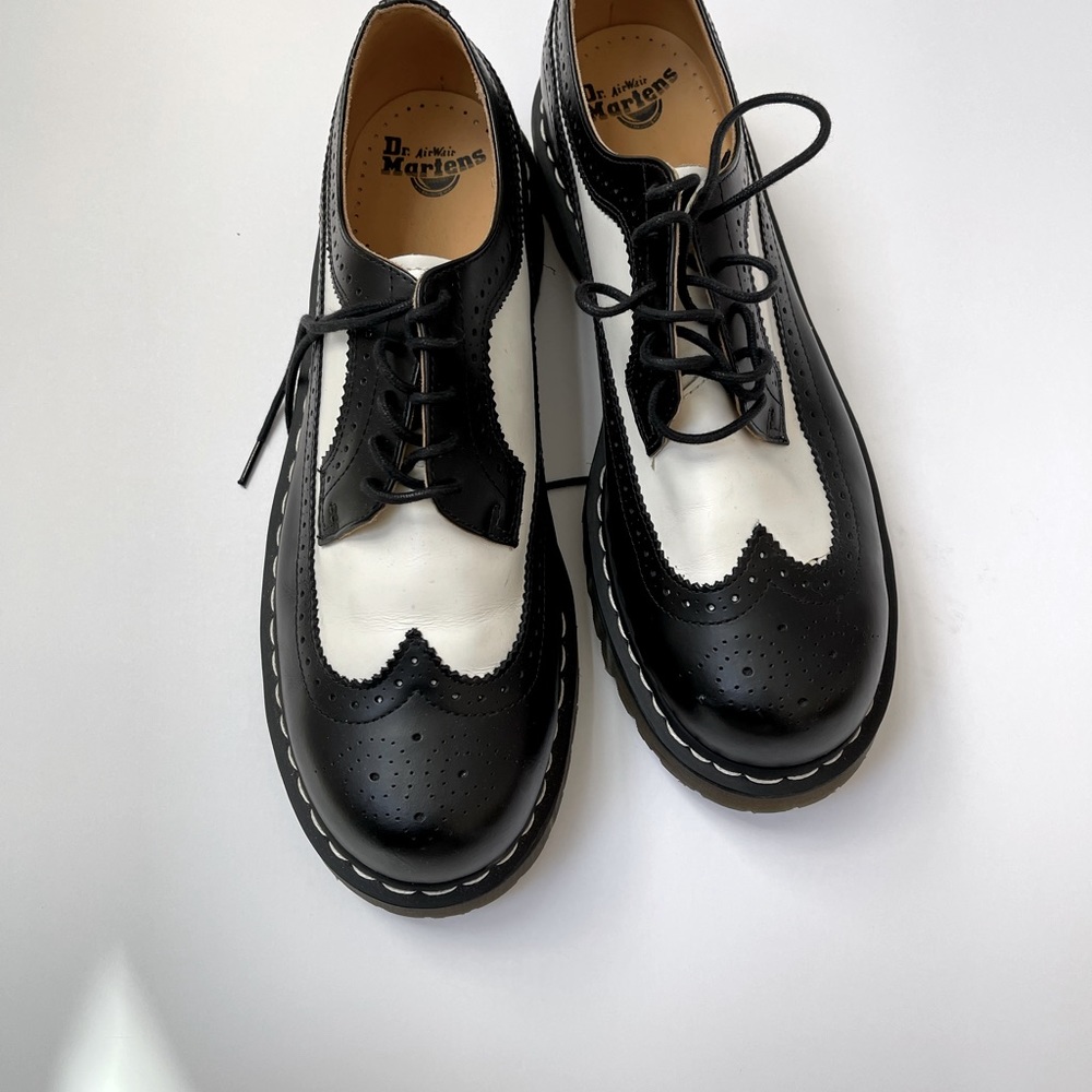 3989 Bex Smooth Leather Brogue Shoes. Mens size 12. Brand new, never been worn.